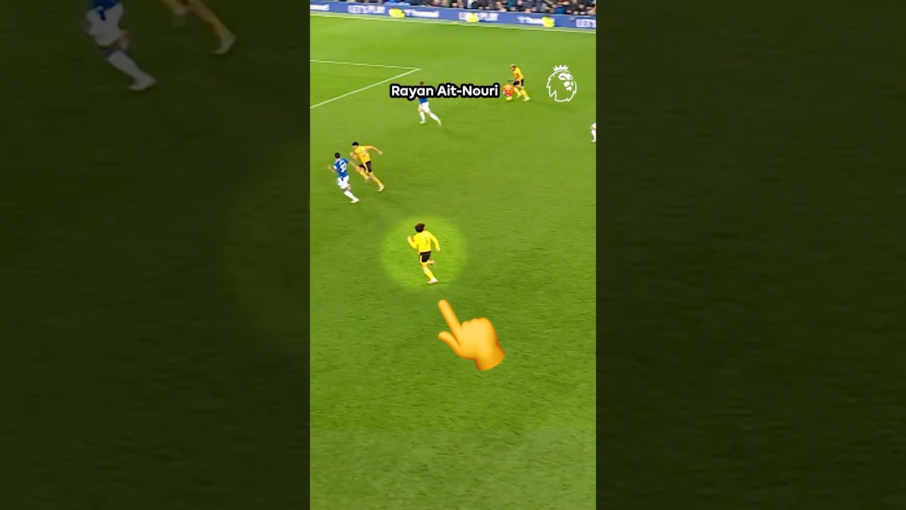 He Ran The WHOLE Pitch And Then... 😧
