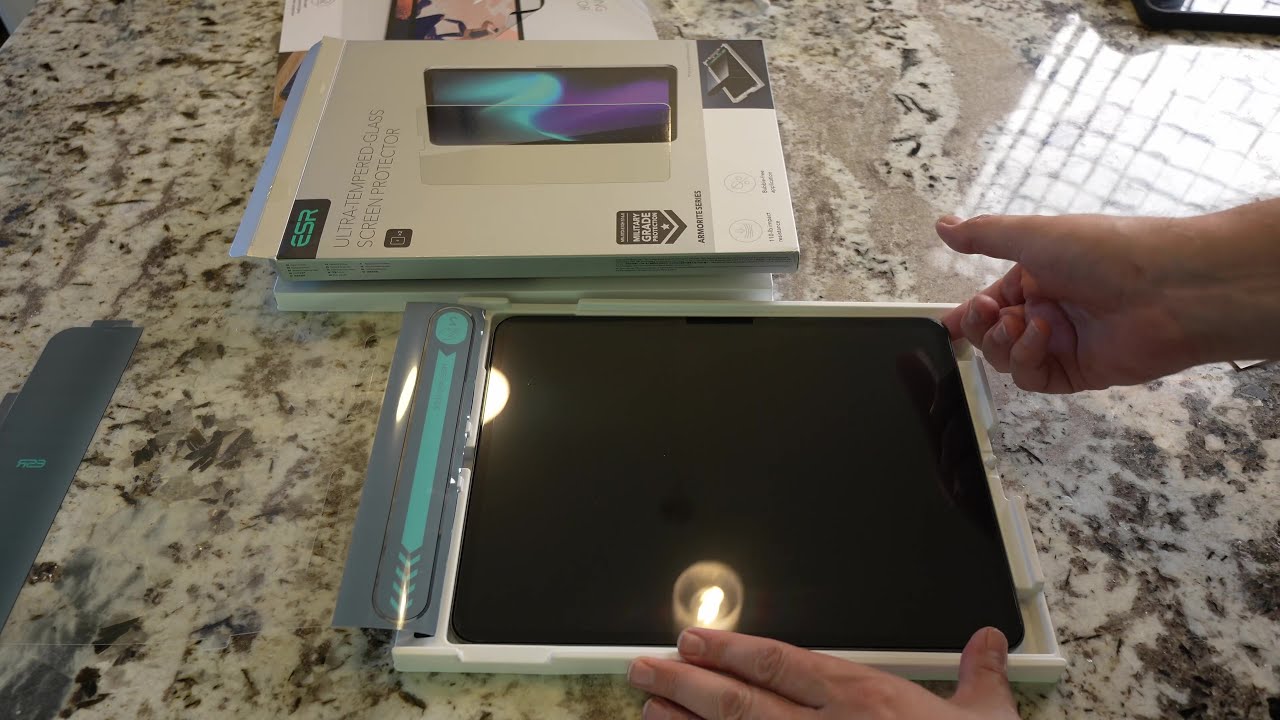Защитная пленка ESR 2 для iPad Pro 13 дюймов M4 2024
