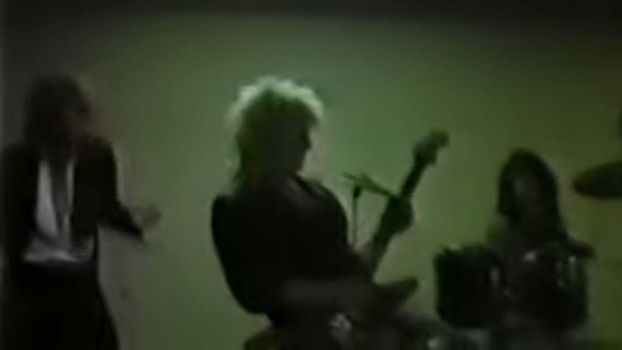 Hollywood Rose "Rocker"