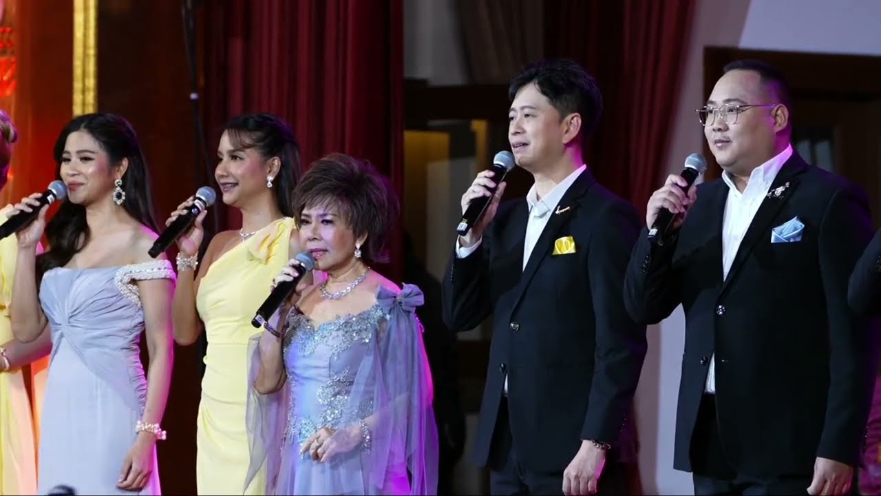 มหาจุฬาลงกรณ์  ขับร้องโดย  หมู่สุนทราภรณ์