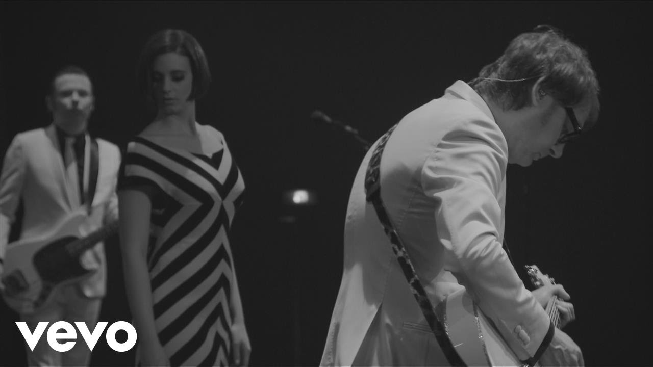 Hooverphonic - Club Montepulciano (Live at Koningin Elisabethzaal 2012)