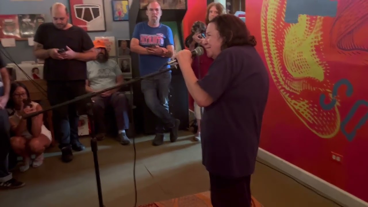 Jan Terri performing 
