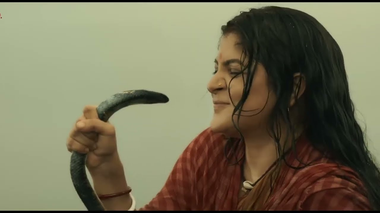 Devi Choudhurani  at Sunecho ki #devichowdhurani #SubhrajitMitra #prasenjitchatterjee #shrabanti