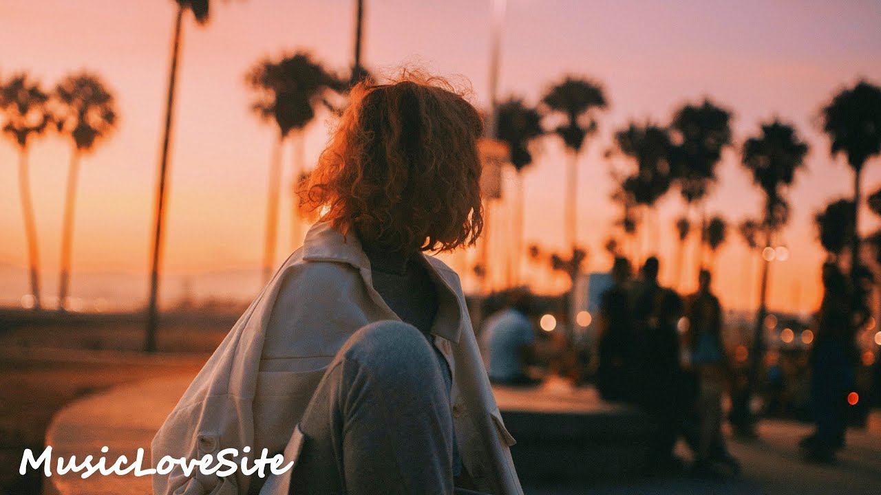 'Flawless Moments' - Melodic & Deep Progressive House Mix