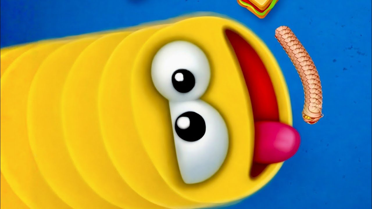 Worms Zone Best Funny Moments &ndash; Epic Battle With Huge Snakes!