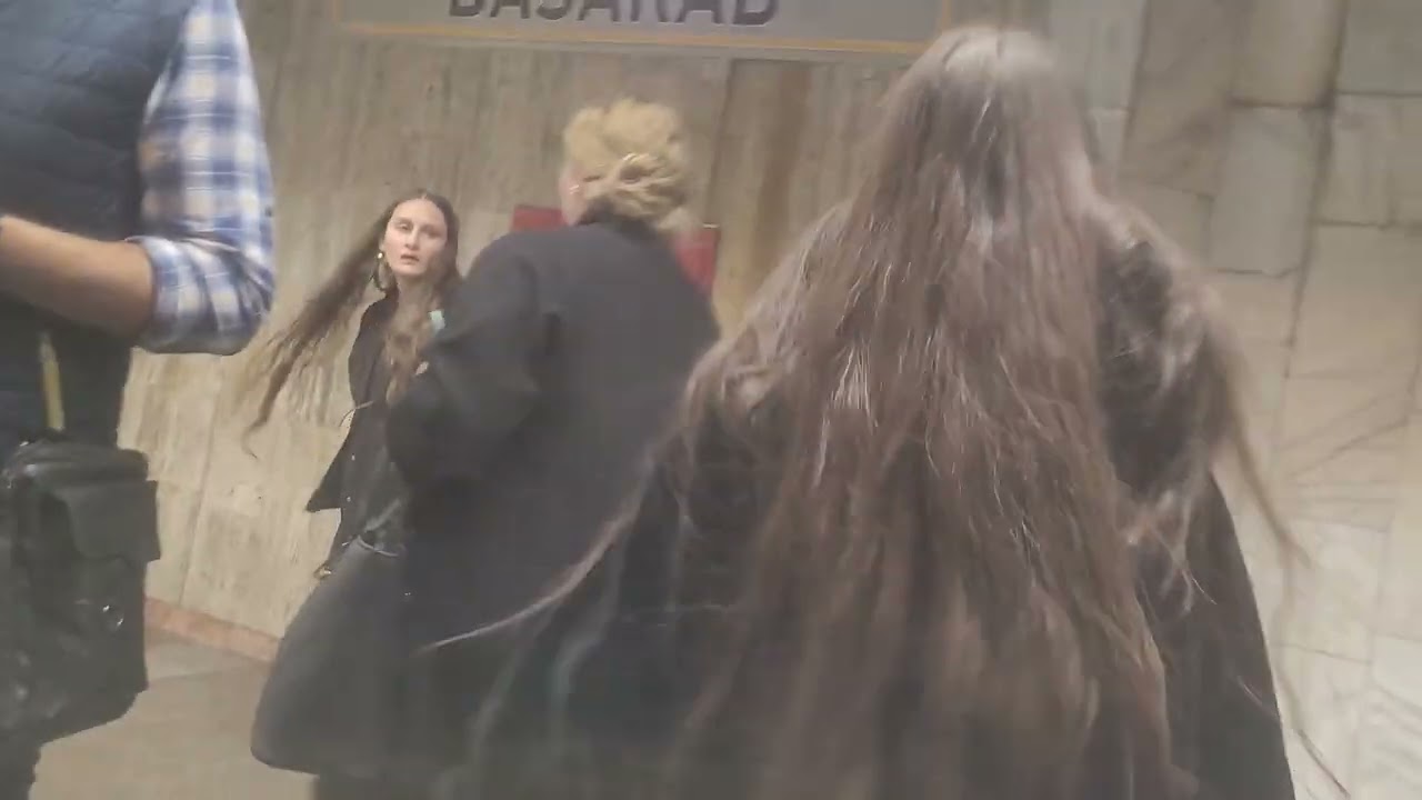Calatorie cu metrou BOMBARDIER BM21 de la Stefan cel Mare la Anghel Saligny