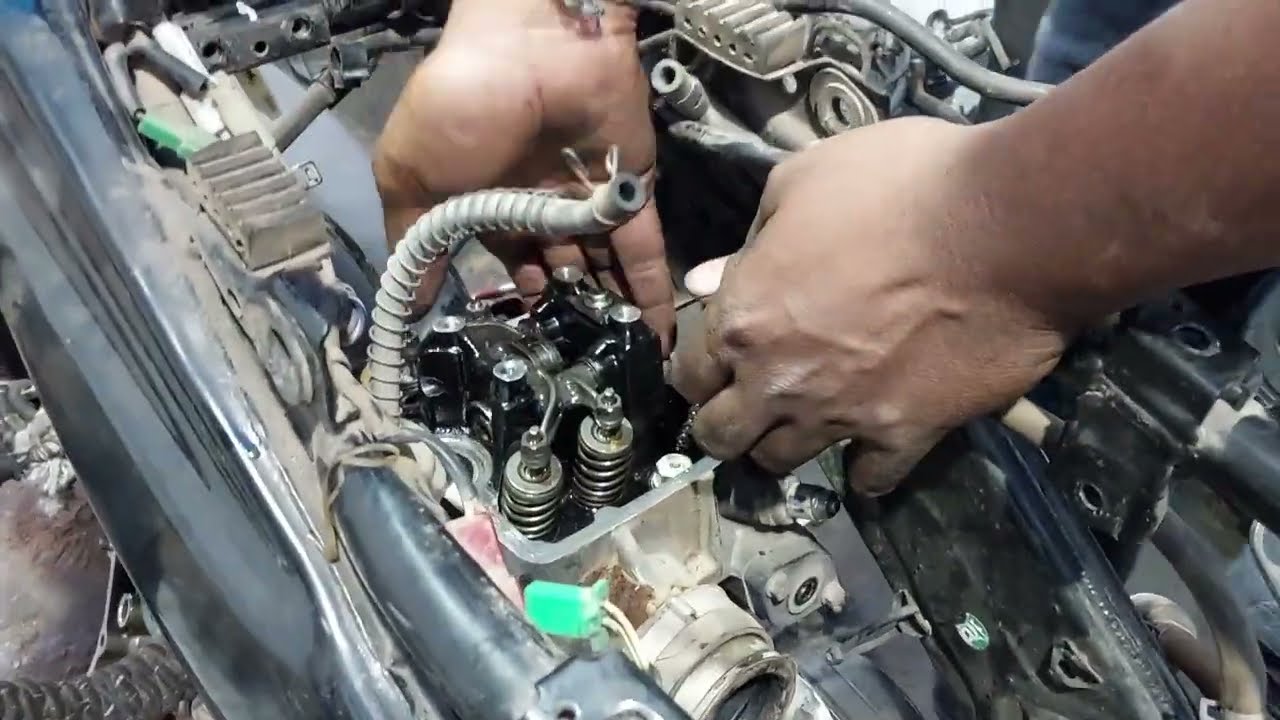 Pulsar Ns 200 how to change camshaft bearing 🛠️🔧