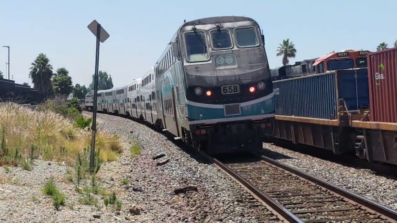 Metrolink Train 662 from Norwalk/Santa Fe Springs to Oceanside and BNSF bypassing