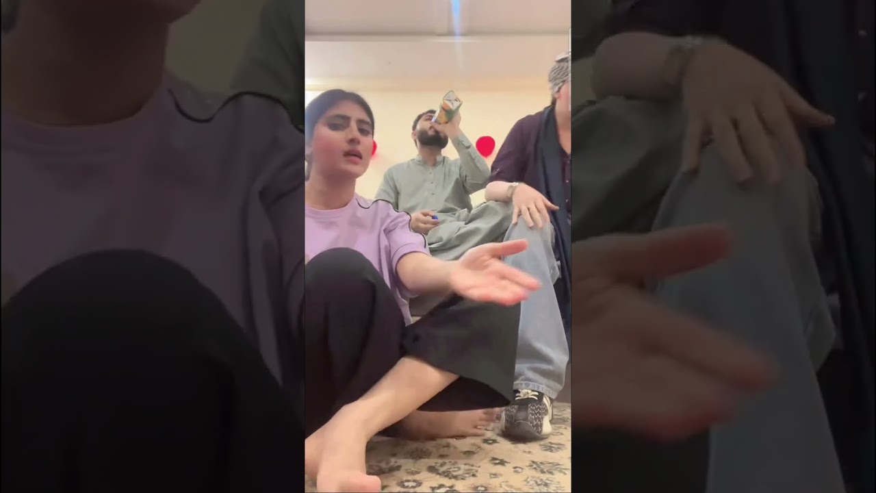 Mkm meeno khan hapal Meera mashal khan D ta kara Pashto video funny ta khani Sara sa kawal