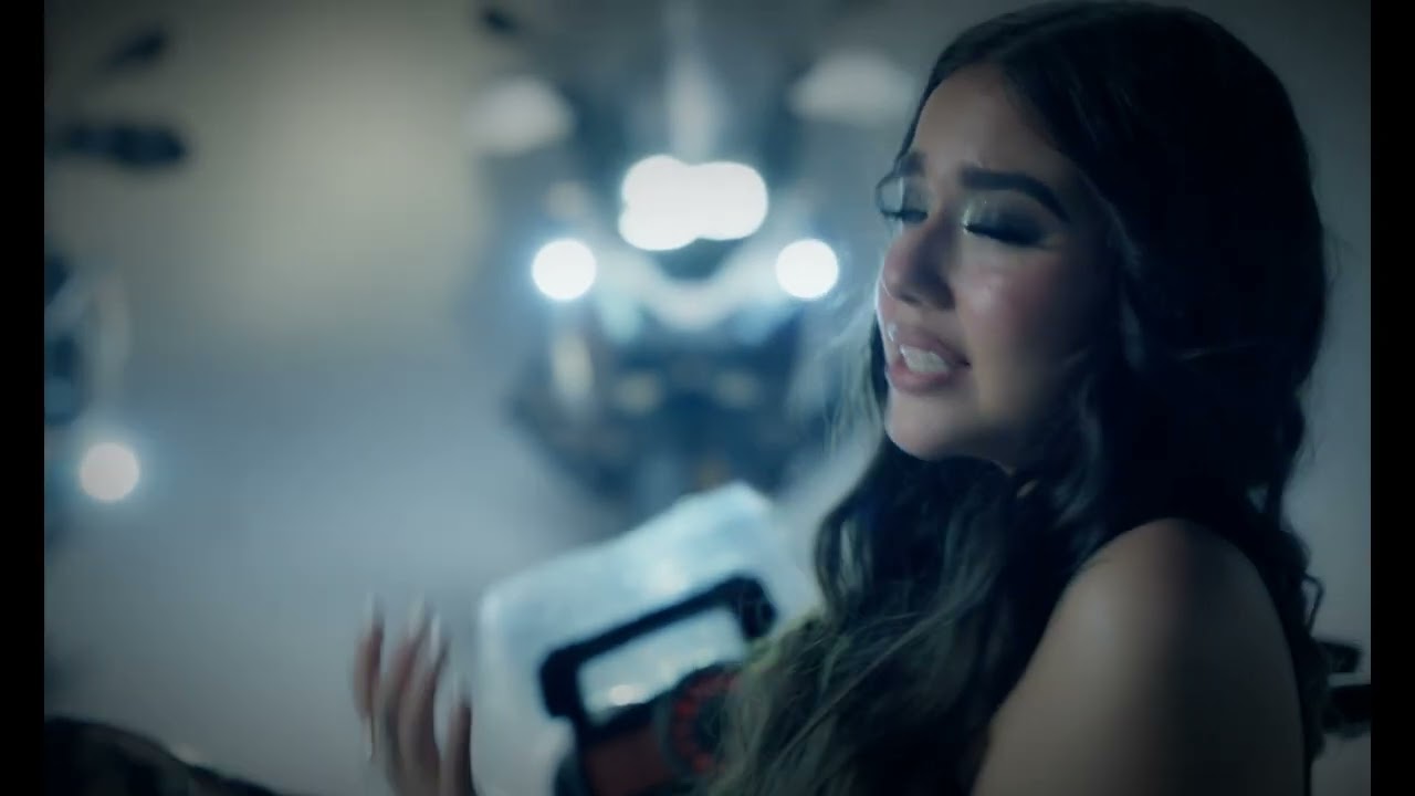 Ivana - Contacto Cero (Video Oficial)