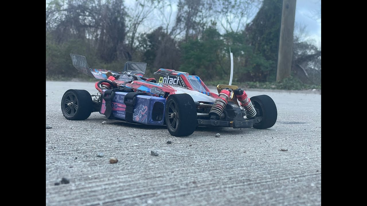 WLToys 104001 triple motor rc car speed run