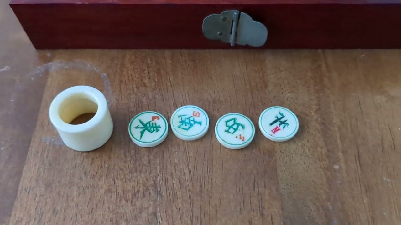 1920s Antique Mahjong Set