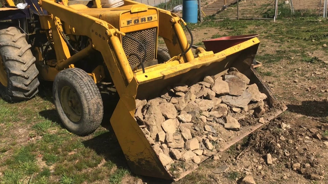 EXPLAINING how to operate a “front end loader” (how it works) ford 4500 industrial tractor