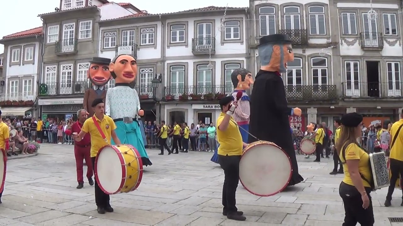 Alvorada Gigantones e Cabeçudos Senhora D'Agonia