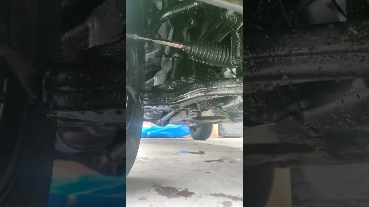 power steering oil leak 😓.. Subscribe 🔔