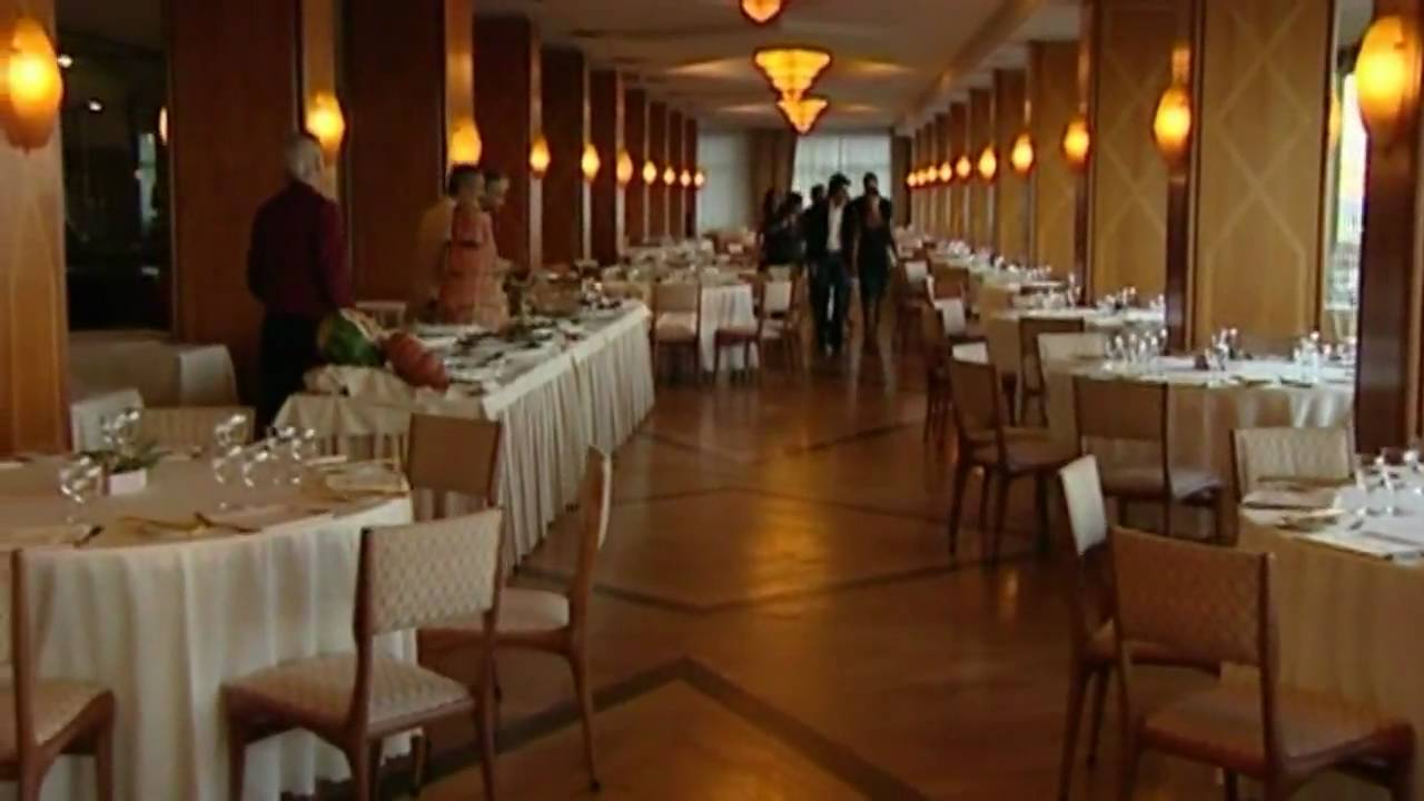Naples Hotel - Hotel Royal Continental - Hotel in Italy