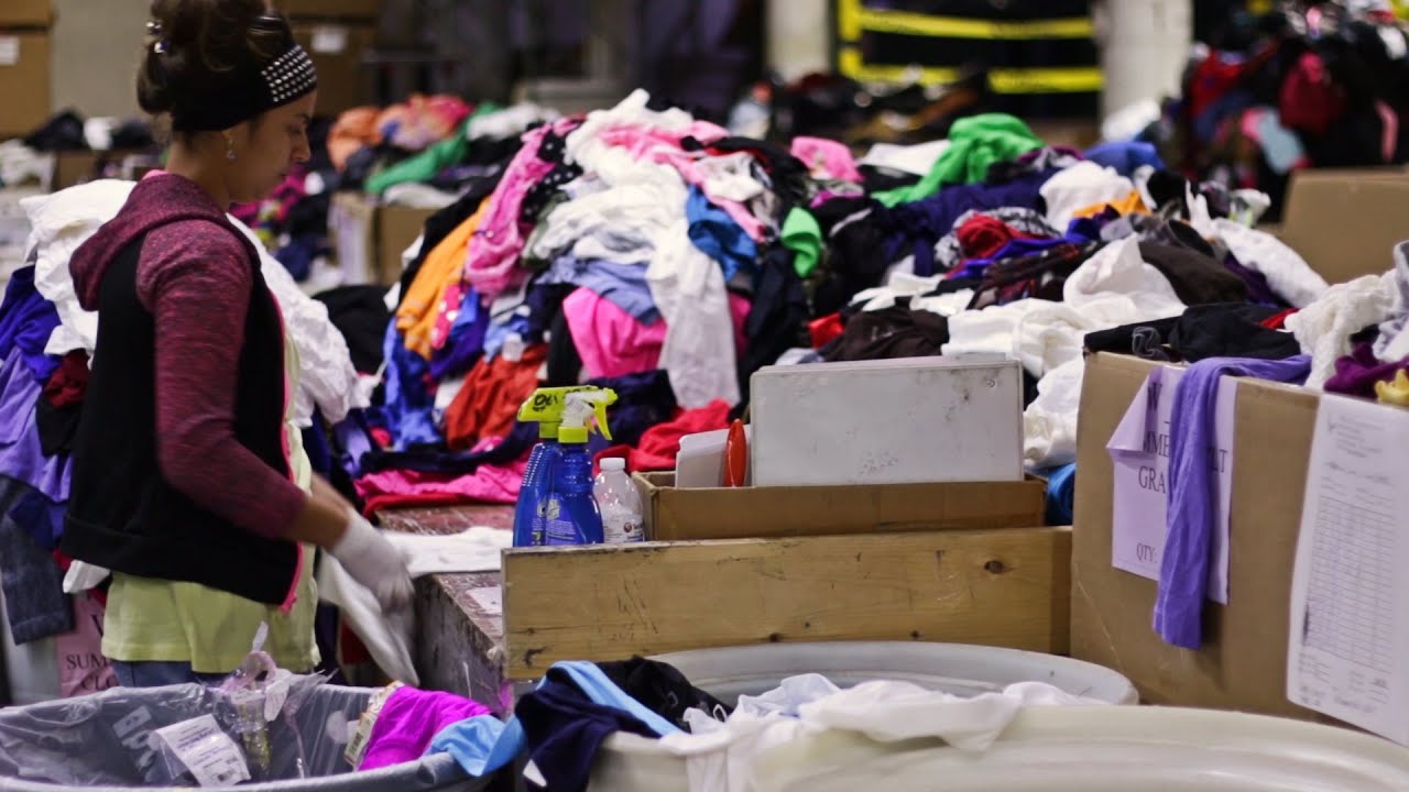ROPA NUEVA AL MAYOREO, SALDOS, ROPA POR MAYOR, PACAS DE ROPA AMERICANA