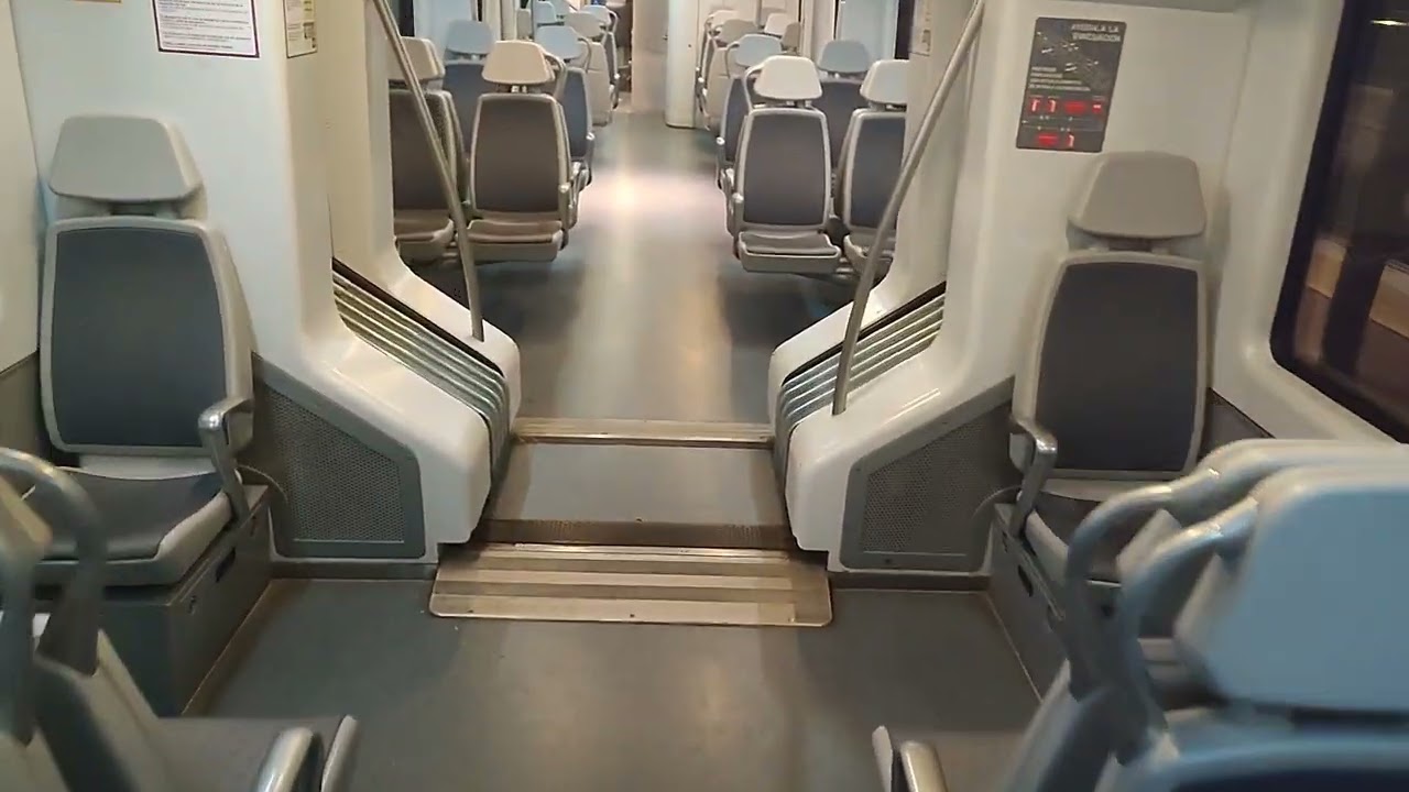Paseo por el Interior Renfe 463-514 CAF idéntico al resto de 507 a 515