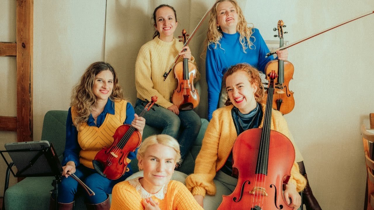 LAURA LIEBESKIND Das kleinste Übel FEAT. mondëna quartet