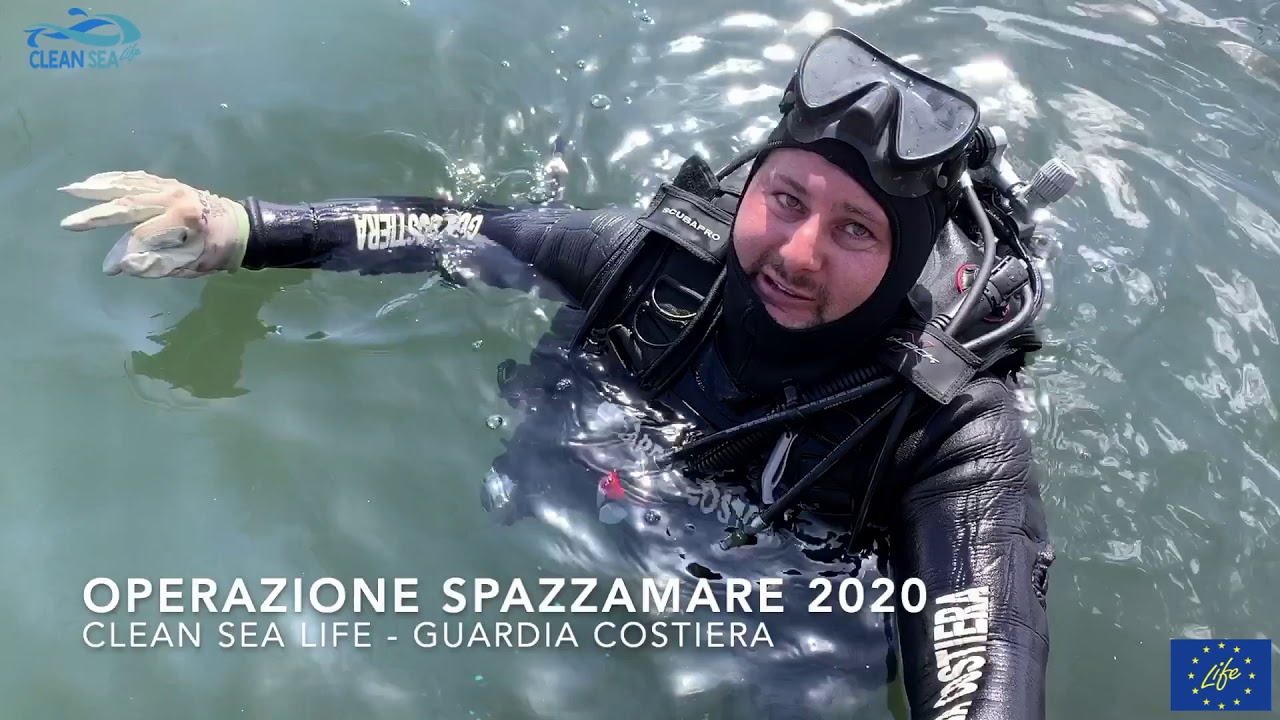 I sommozzatori della Capitaneria di Porto per l'ambiente - Operazione Spazzamare