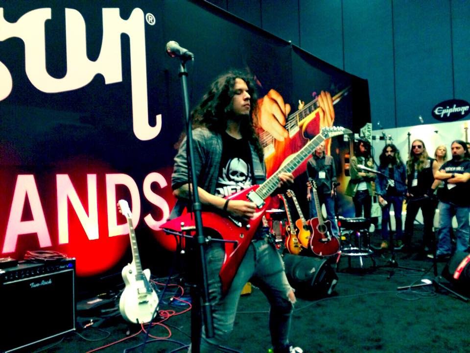Charlie Parra @ NAMM California 2015 - Rocanrol Psycho (live)
