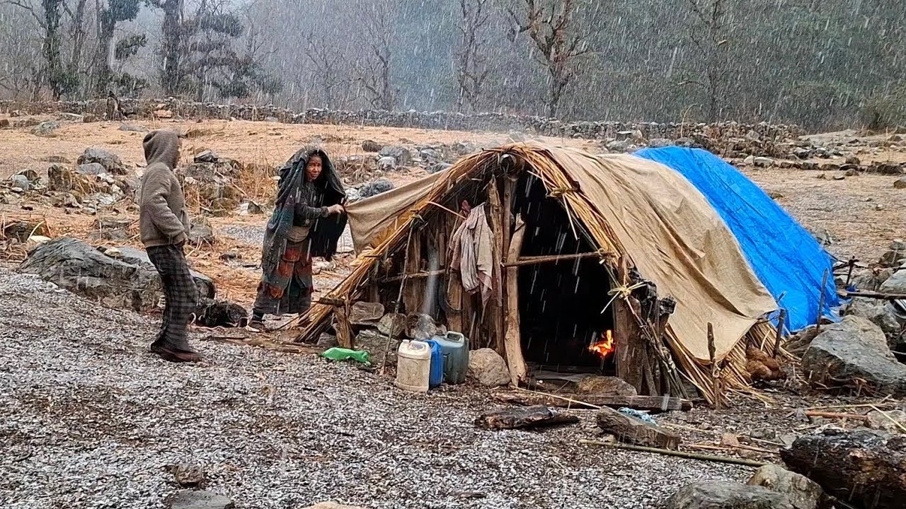 Shepherd's Life In Mountain Villages During Winter Season | Real Hustler's Story | Rural Nepal |🇳🇵