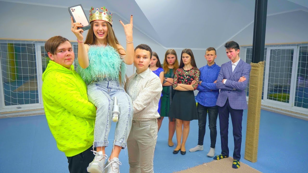 Kdo se stane TOPMODELKOU NA ŠKOLE a vyhraje iPhone? | Zábavná výzva pro teenagery