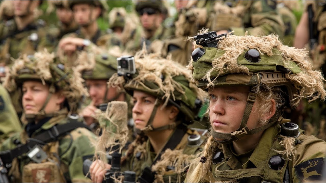 This Female Soldier’s Helicopter Skills Will Shock You!