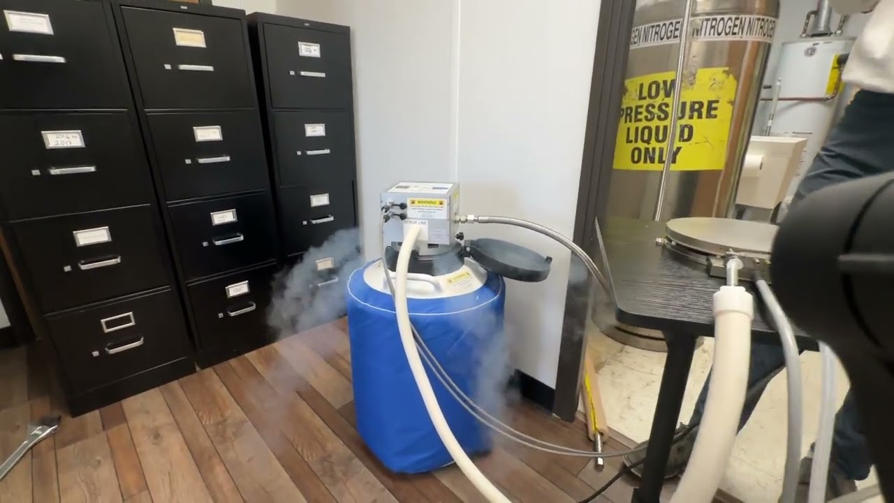 Auto-Refilling LN2 Dewar