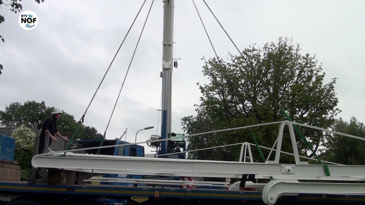 Brug Oosterverlaat opgeknapt en teruggeplaatst aan het Schapendijkje