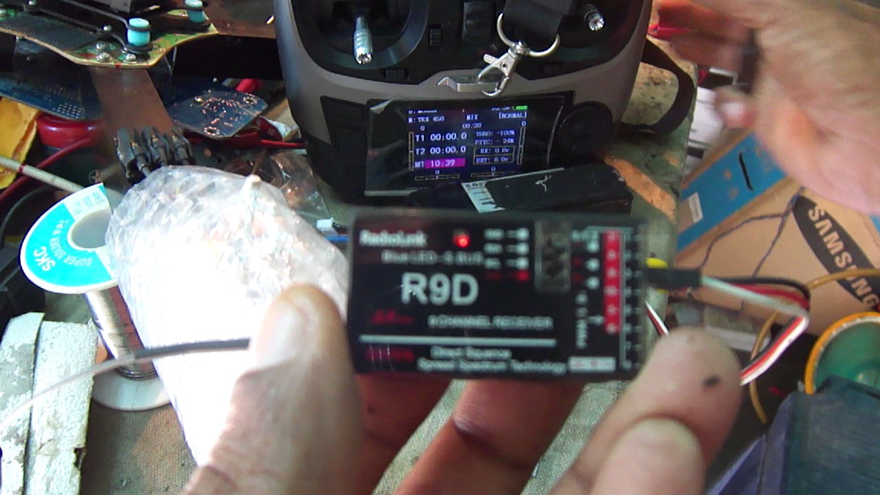 AT9 Radiolink and R9D Receiver