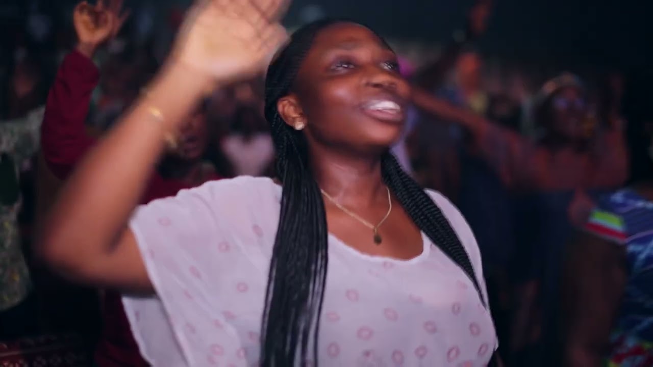CT Praise and Efe Grace Powerful Worship at the Overflow Service live from ICGC Christ Temple East