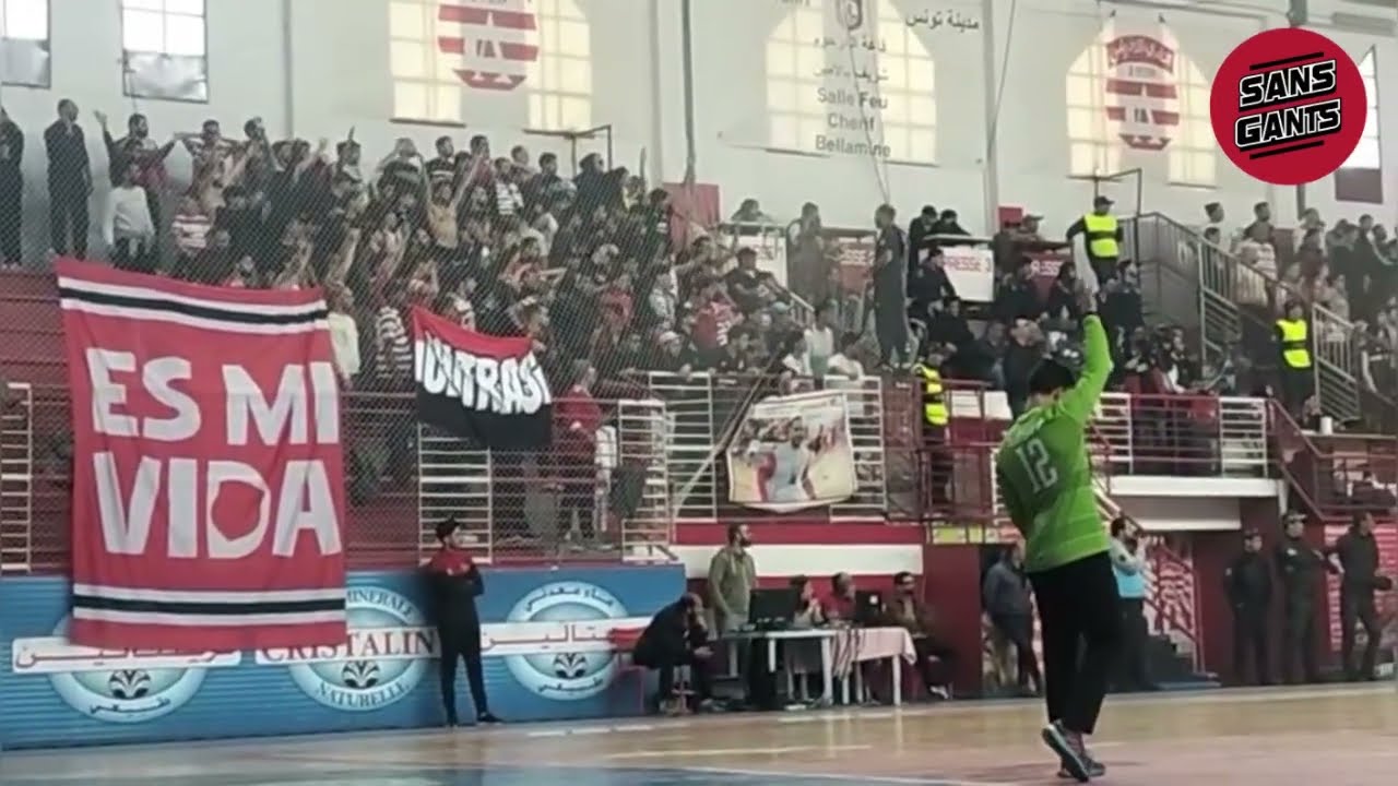 لن تصدق.. شاهد كرنفال جماهير الأفريقي في مواجهة سبورتينغ المكنين