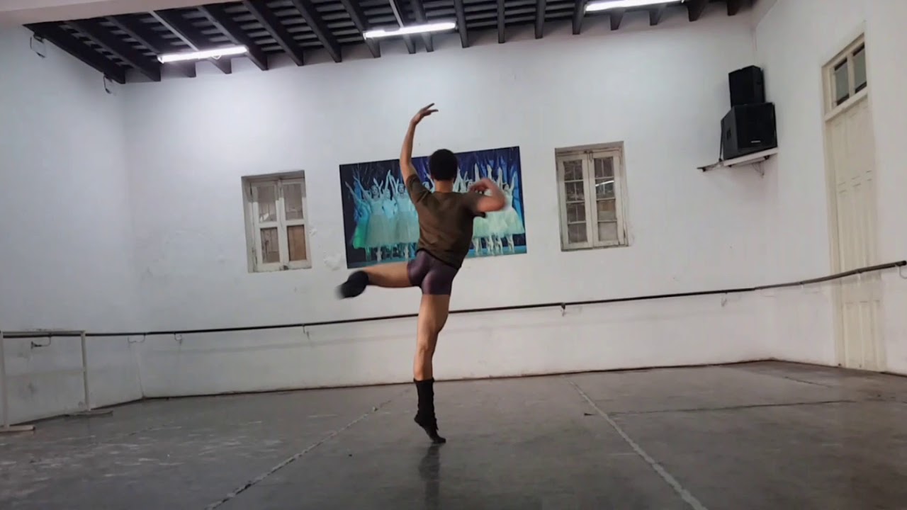 Ballet nacional de cuba Alejandro Olivera