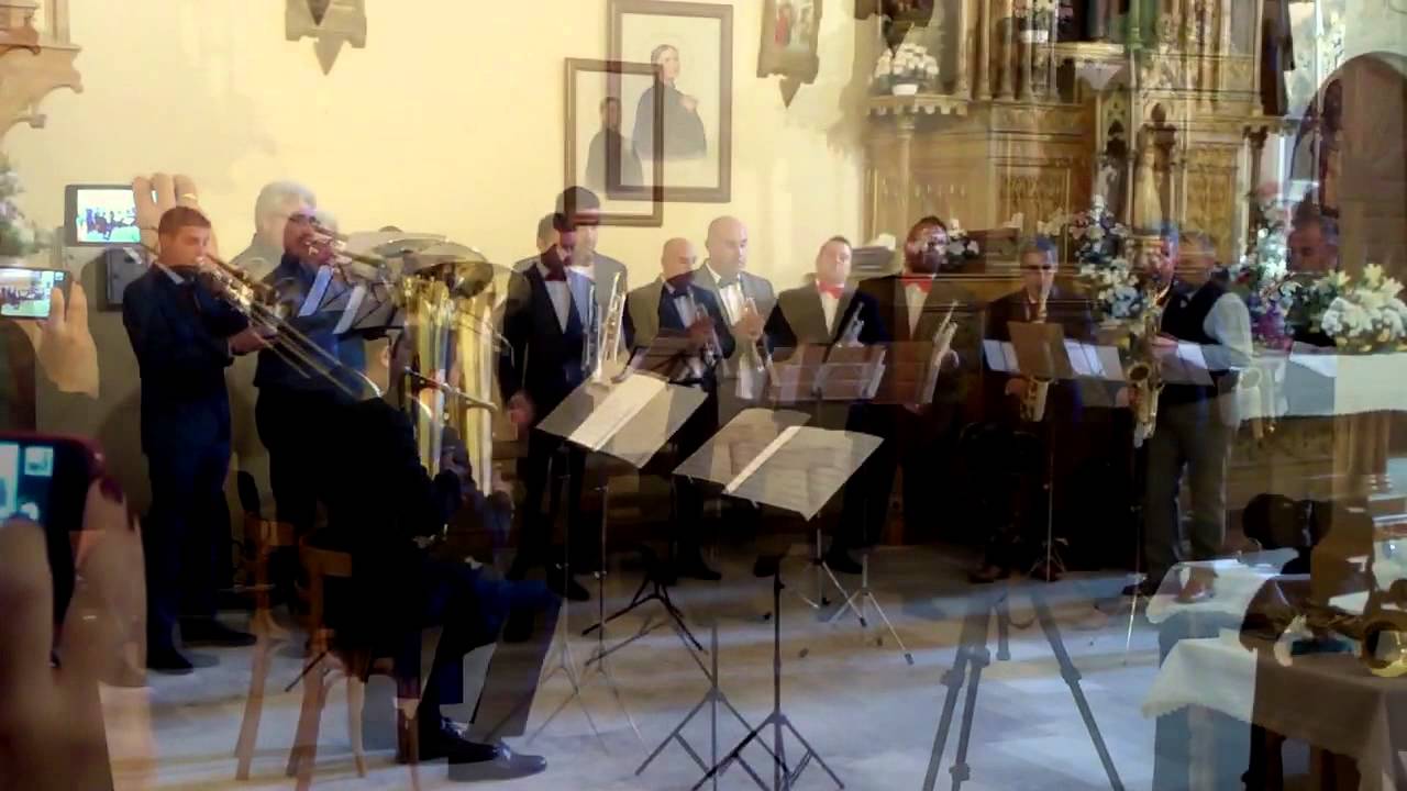 Charanga La Complutense Misa Tobes e Isa