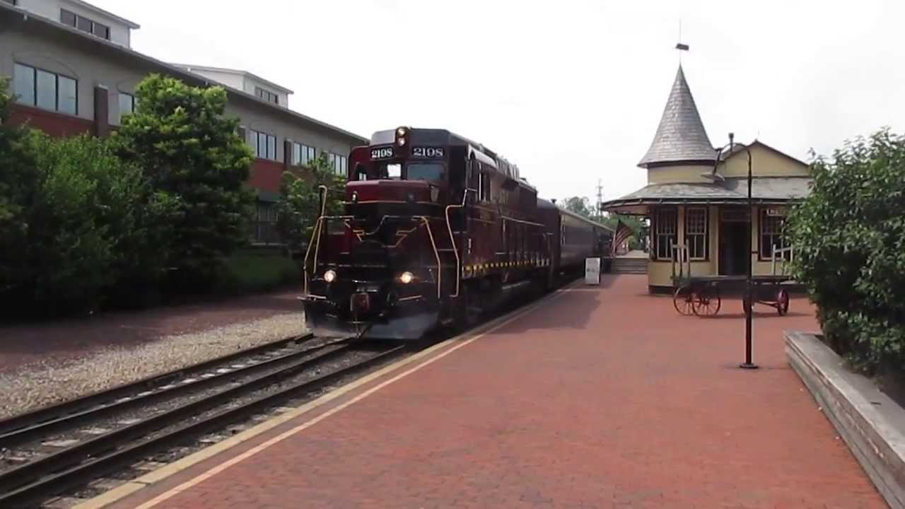 New Hope & Ivyland Railroad: A Very Hot Day With The Diesels In Bucks County