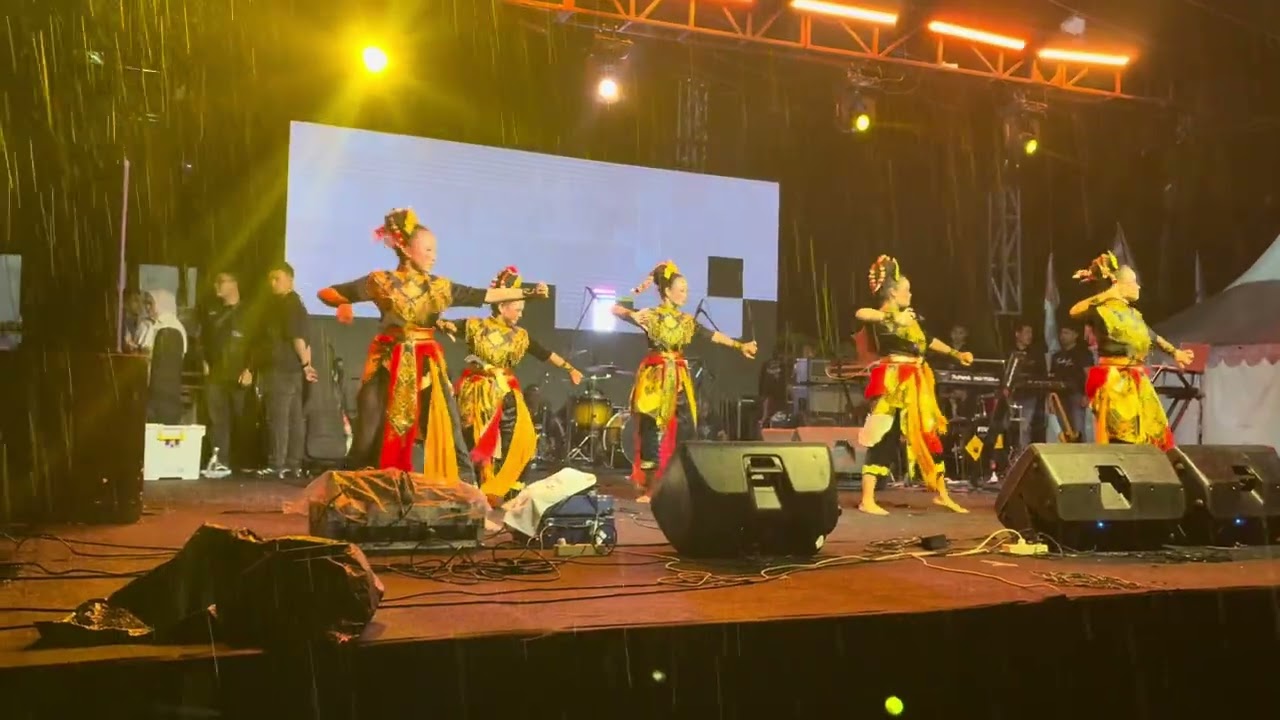 Persembahan from l #LKPSANGGARLINGGASENI