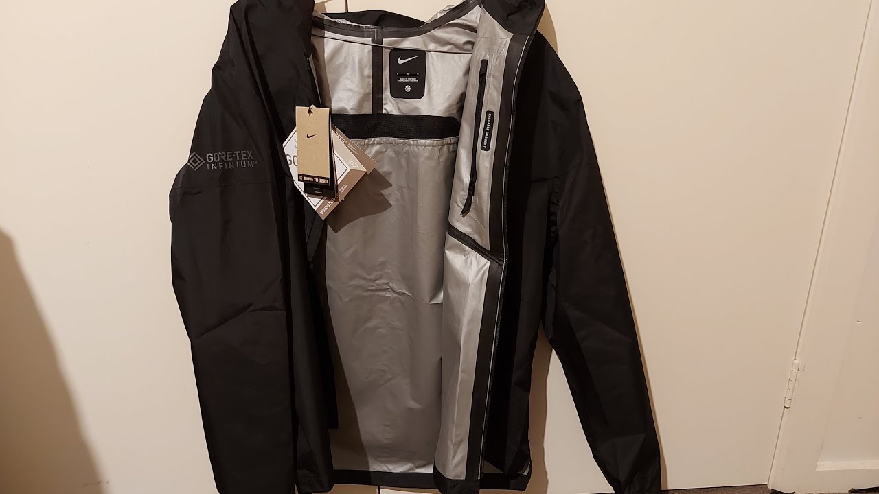 NIKE GORE-TEX INFINIUM jacket open box