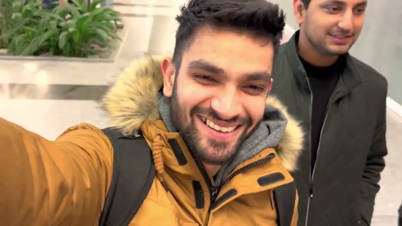 10 Kanal kay IKEA store may doston kay sath gum ho gaya!