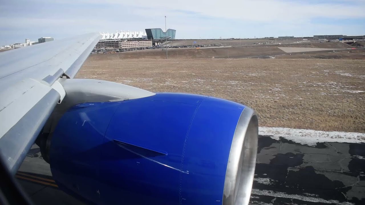 United Airlines Boeing 777-200A Rejected Takeoff at Denver International Airport. December 20,2022