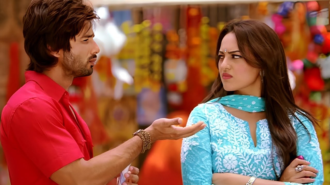 तूने रात को देख लिया ना, अब Publicity क्यों करता है? 😂 Shahid Kapoor - Sonakshi Sinha | R.. Rajkumar