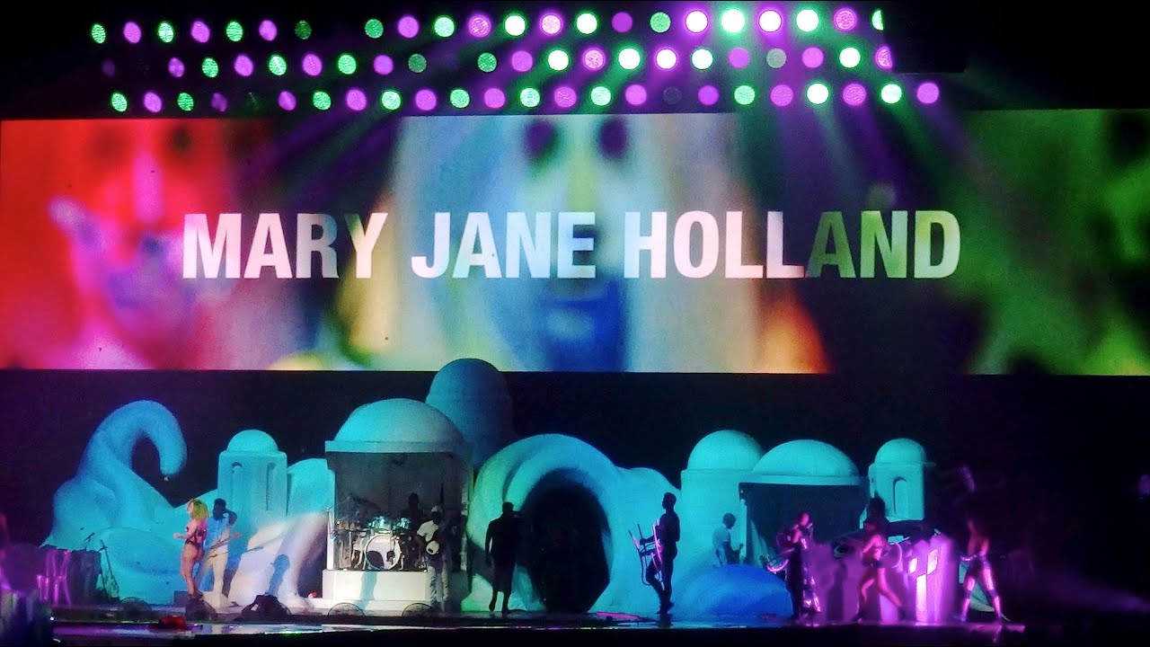 Lady Gaga - Mary Jane Holland + Alejandro (Live) @ Barcelona (08.11.2014) HD