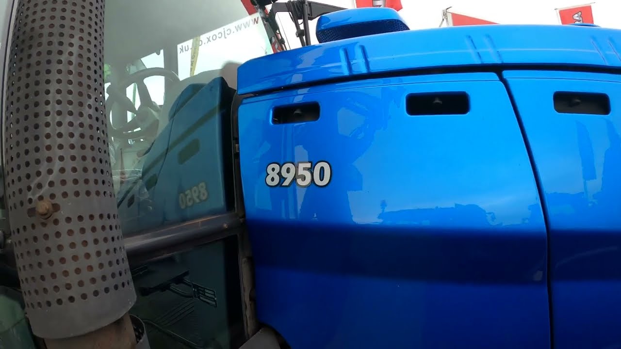 2002 Valmet / Valtra 8950 Hi Tech 7.4 Litre 6-Cyl Diesel Row Crop Tractor (197 HP)