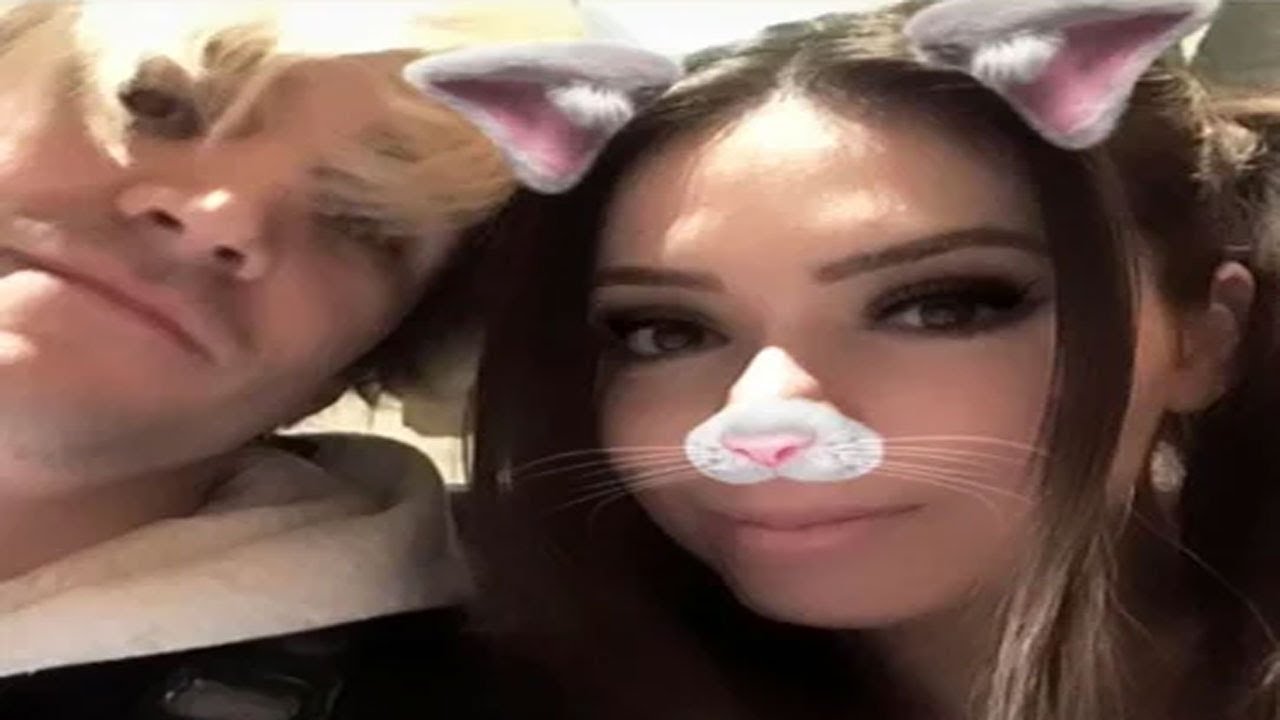 XQC — единственные соседи по комнате
