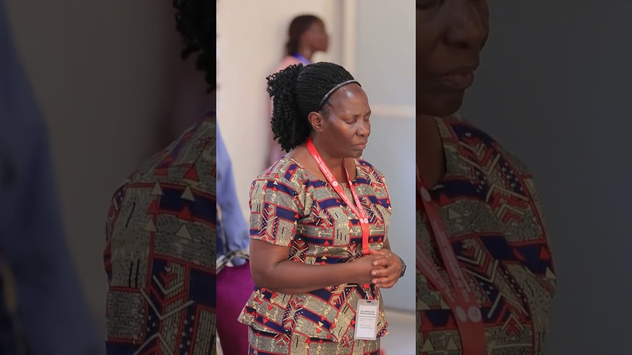 Pastor Rova Joy Yesu Oli Mukwano Gwange