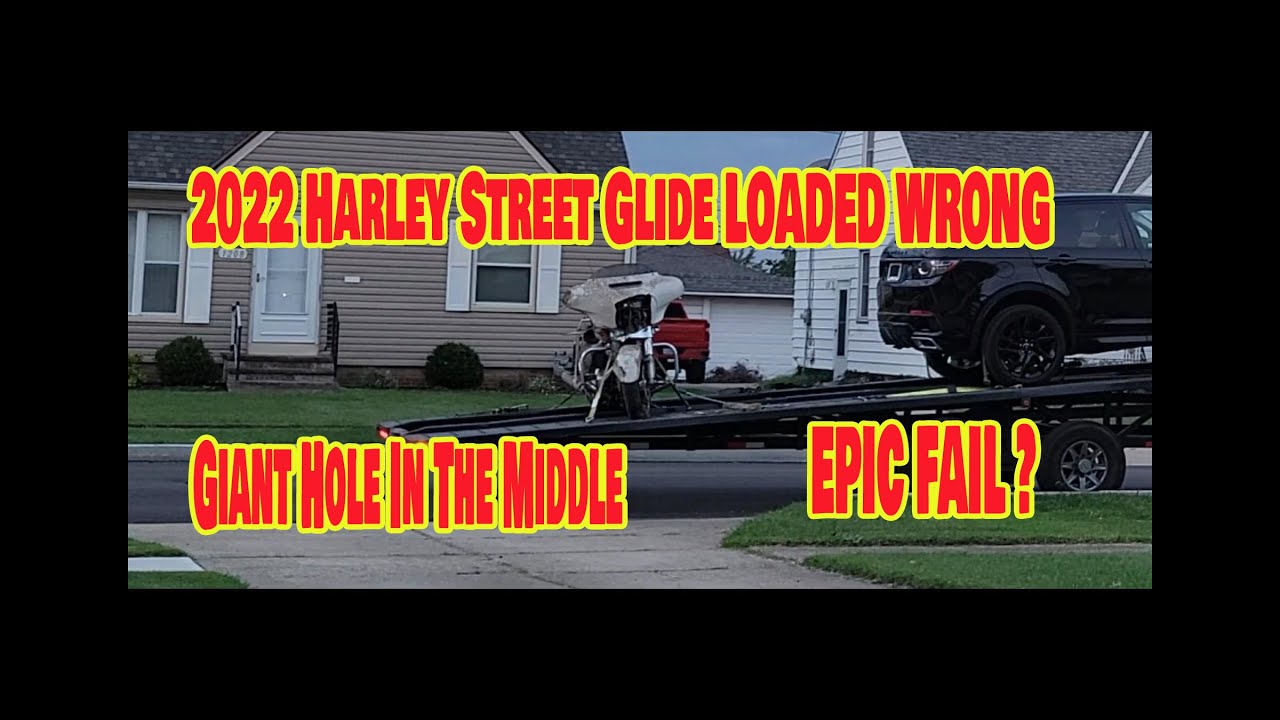 2022 HARLEY STREET GLIDE BEING DELIVERED FROM IAA