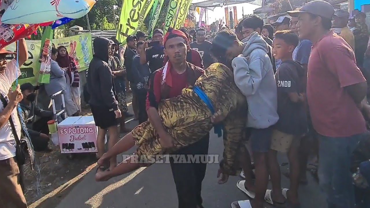 ANGKER Raga GRANDONG Terkunci DIPUNDEN NDORO Situs Mojopahit Sampai Digendong Ke Punden