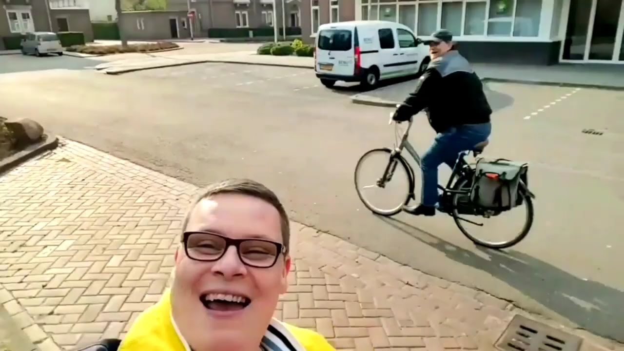 Udo de Beatboxer vs Rapper Sjors - Nie Bekannt in Deutschland
