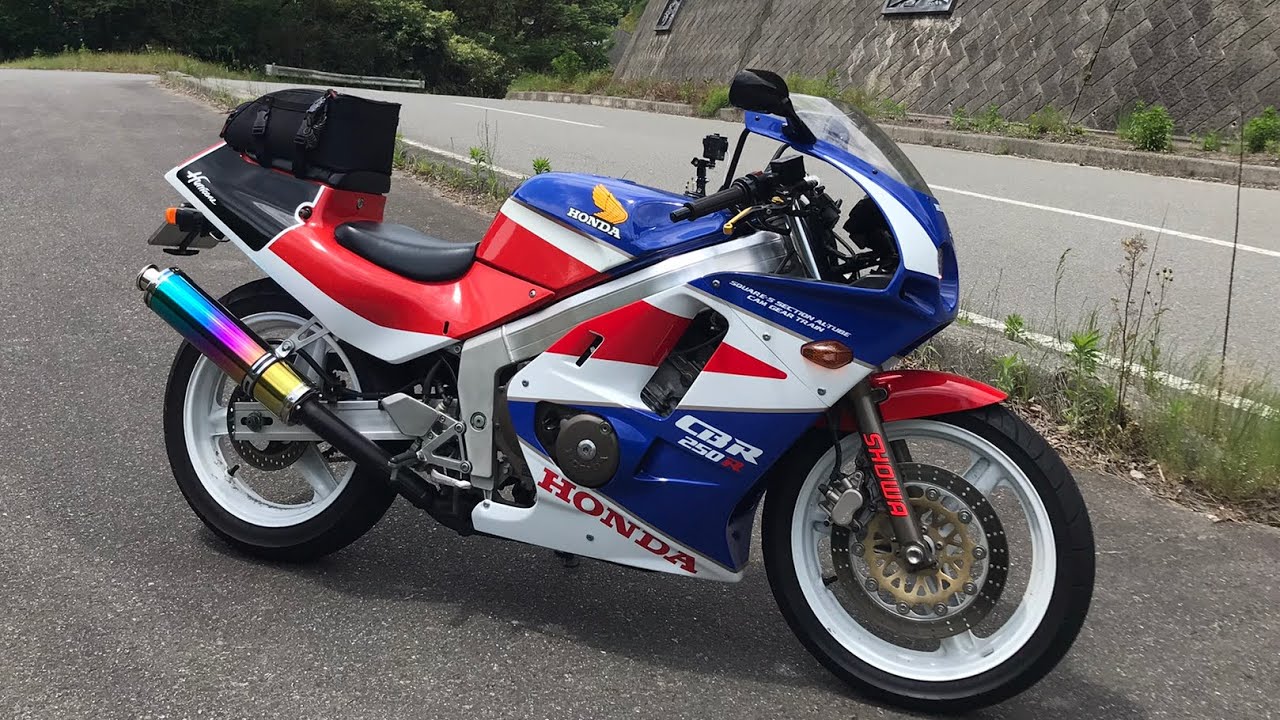 Honda CBR 250R MC19