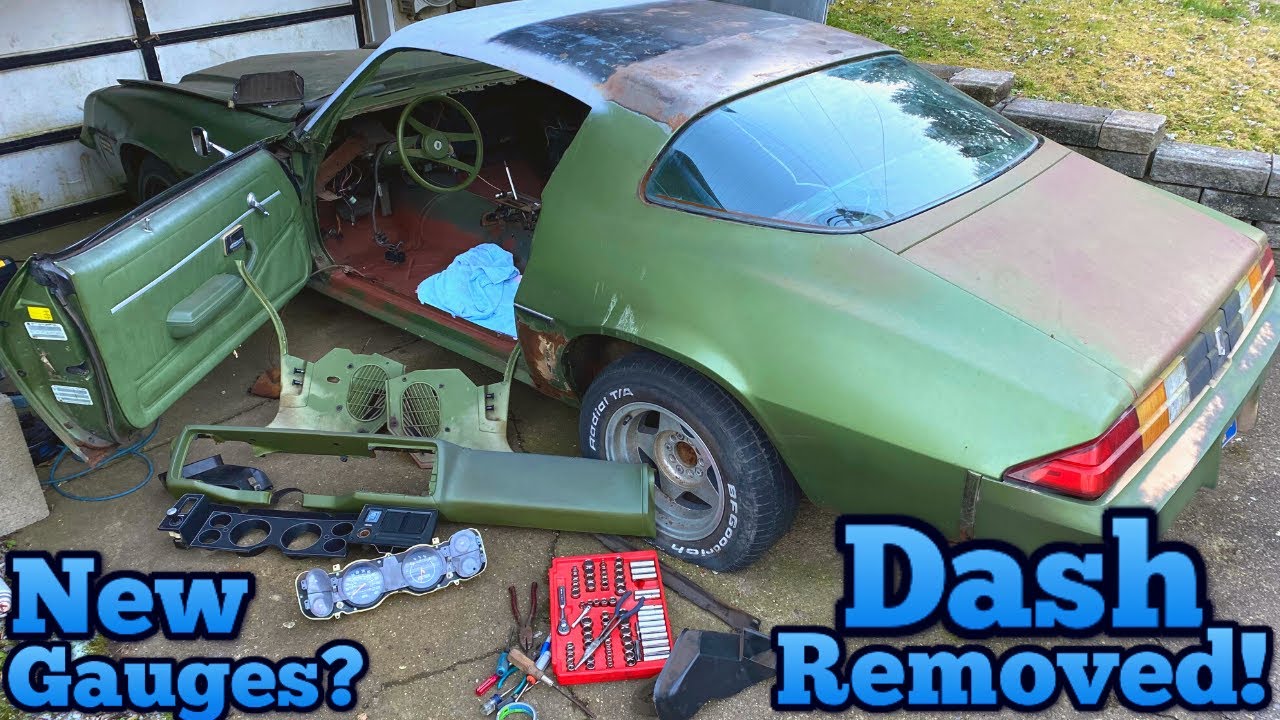 Front Dash Removed!! - Restoring a 1979 Camaro - Part 6